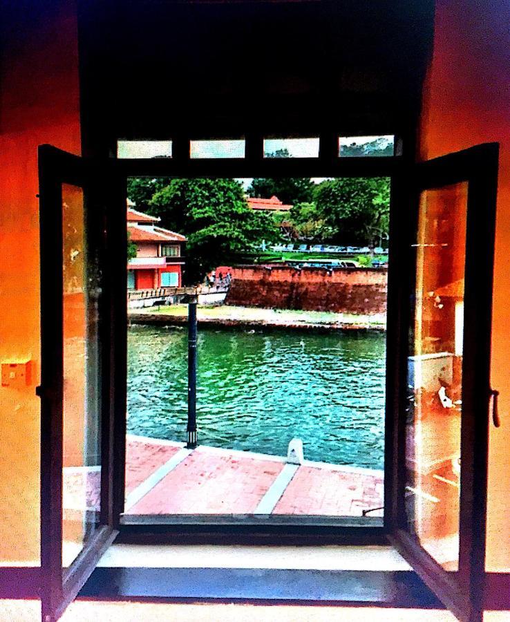 Heeren House Hotel Malacca Exterior photo