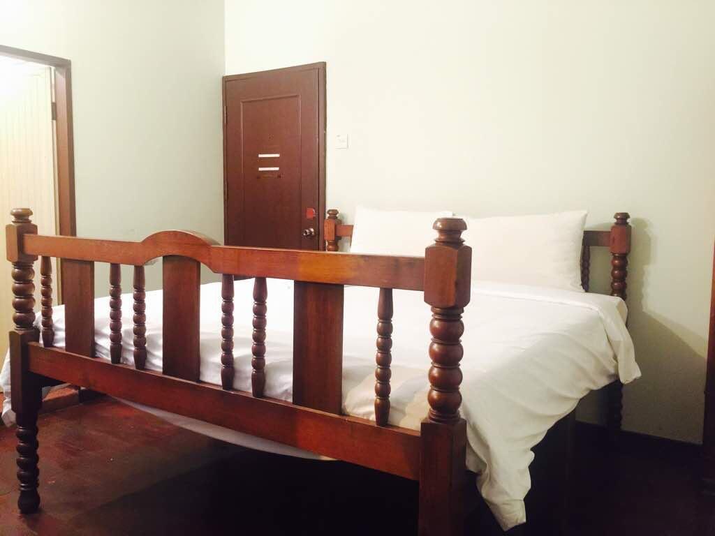 Heeren House Hotel Malacca Exterior photo